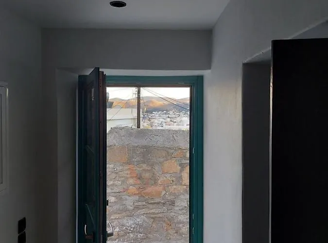 Ermoupolis Hidden Gems Apartmán *