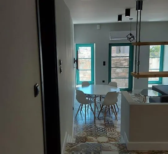 Ermoupolis Hidden Gems *