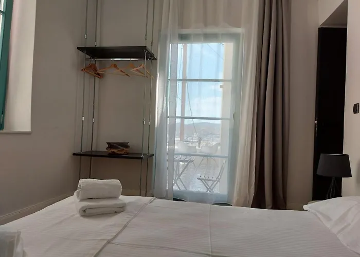 Ermoupolis Hidden Gems Apartmán *