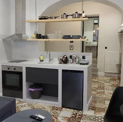 Ermoupolis Hidden Gems Apartmán *