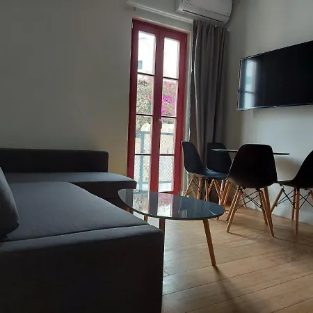 Ermoupolis Hidden Gems Apartment