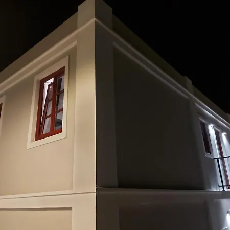 Ermoupolis Hidden Gems Apartment Ermoupoli