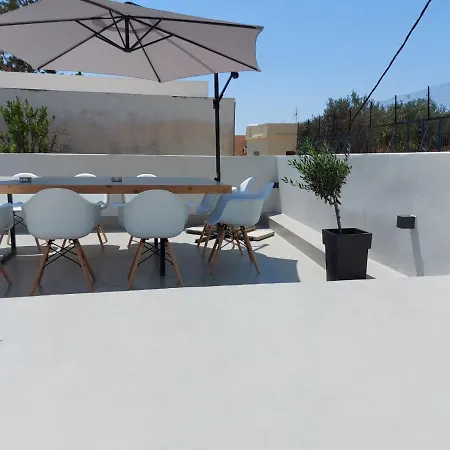 Ermoupolis Hidden Gems Apartment