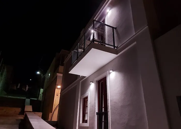 Ermoupolis Hidden Gems * Ermúpoli